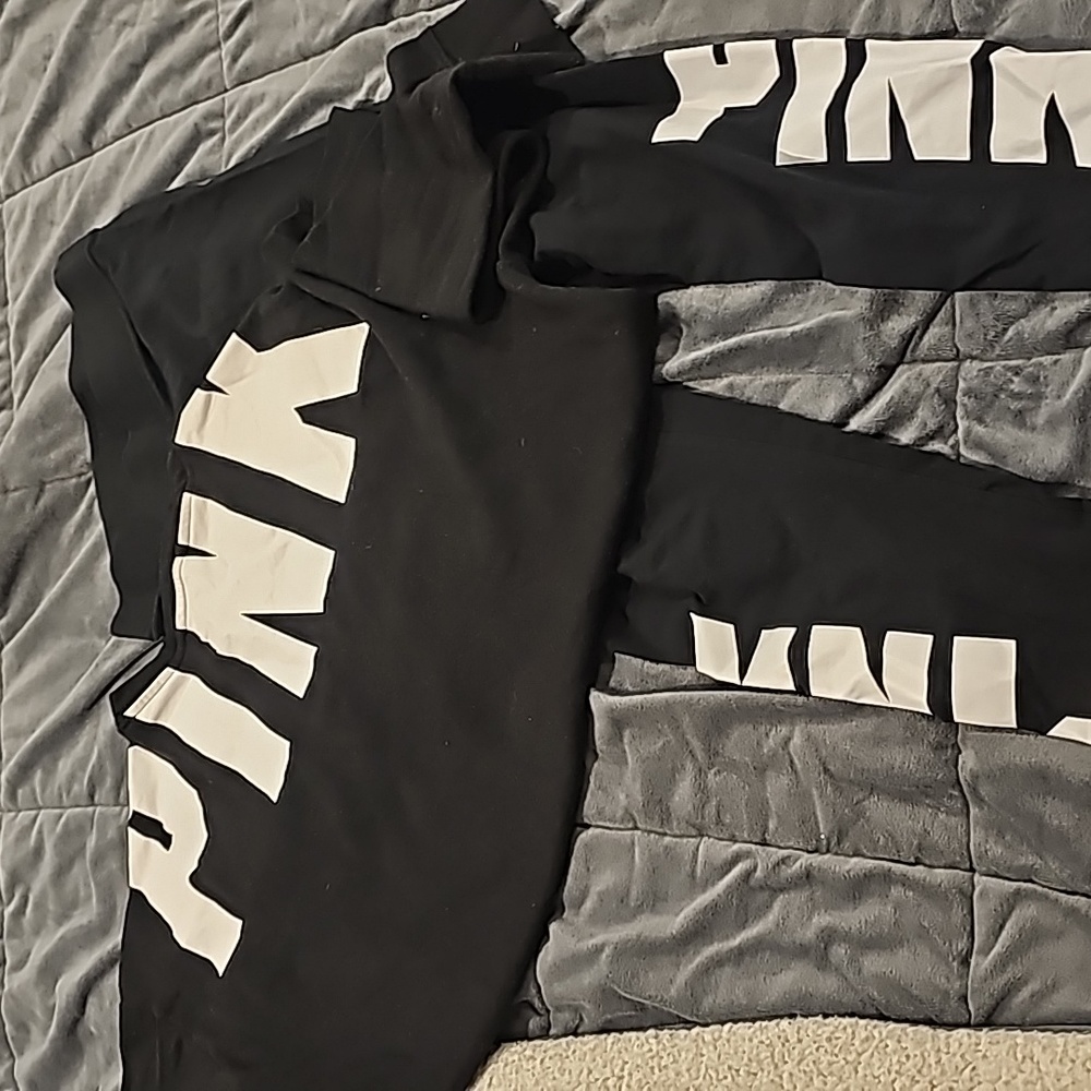 VS Pink sweatshirt and leggings